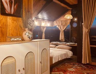 Double Room with Mountain View