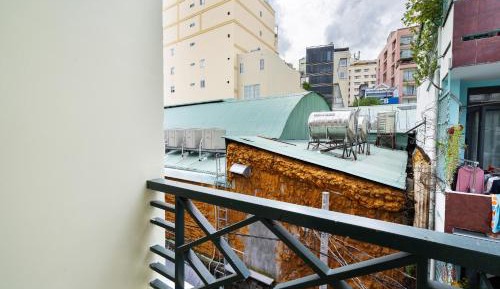 Studio with Balcony