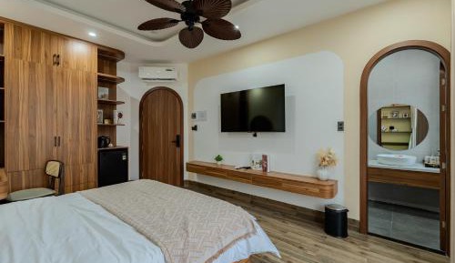 Double Room with Balcony and Sea View