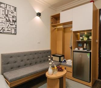 Standard Queen Room