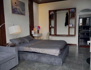 King Room with Mountain View