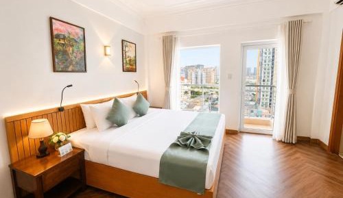 Executive Double or Twin Room with Balcony