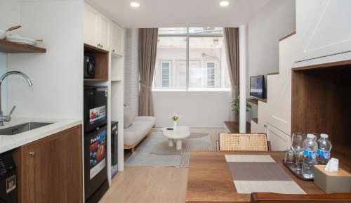 Studio - Split Level