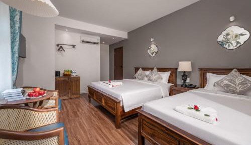 Triple Room with Balcony