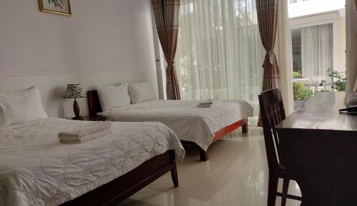 Triple Room with Garden View