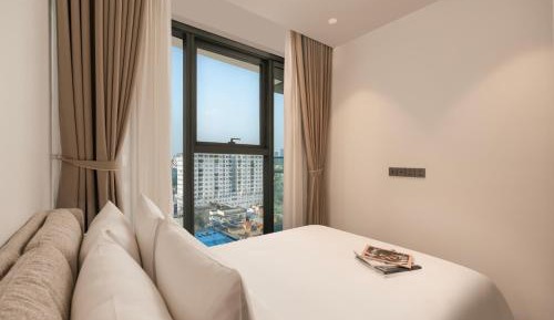 Two-Bedroom Apartment with City View