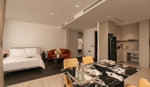 Studio Premium City View