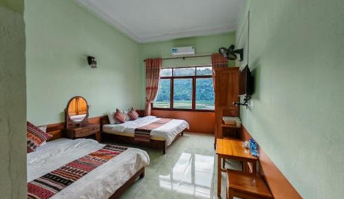 Double Room with Balcony and Sea View