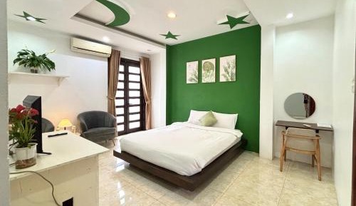 Studio with Balcony