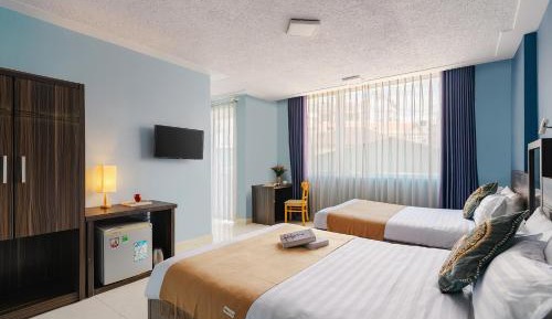 Deluxe Suite