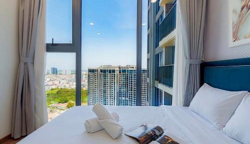 Two-Bedroom Deluxe Apartment with Garden View