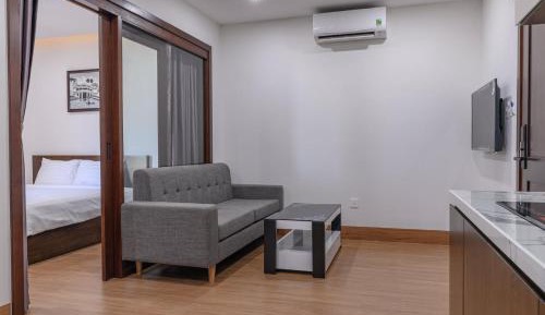 One-Bedroom Apartment with Balcony and Water View