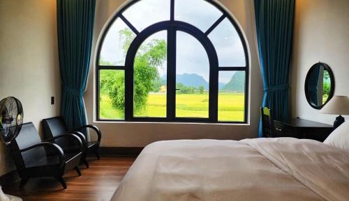 Double Room with Mountain View