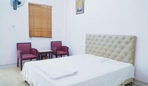 Single Room with Mountain View