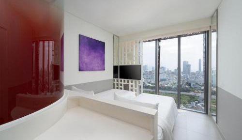 Twin Room with City View