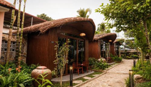 One-Bedroom Bungalow