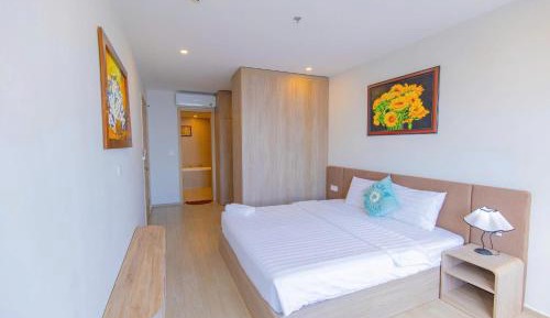 Three-Bedroom Superior Apartment