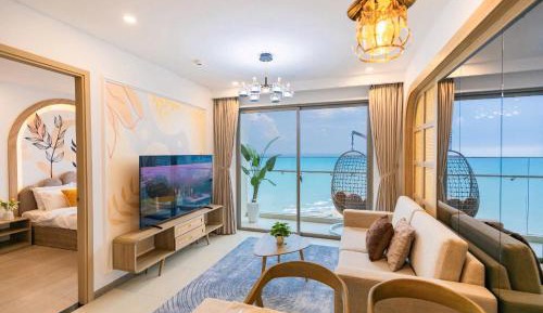 One-Bedroom Apartment with Balcony