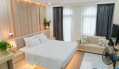 Deluxe Double Room with Bath