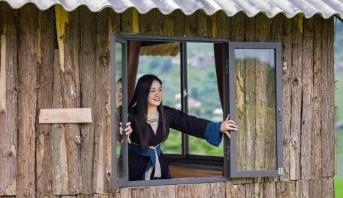 Double Room with Mountain View