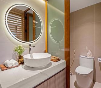 King Suite with Spa Bath