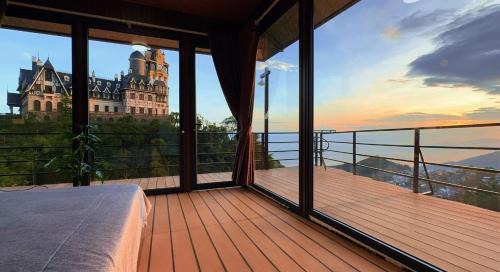 Deluxe Double Room with Castle View