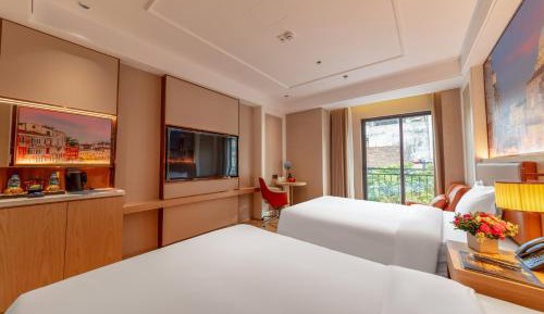 Deluxe Twin Room