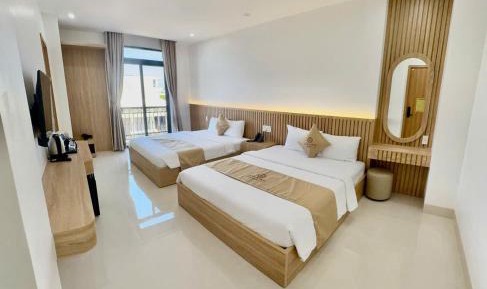 Quadruple Room with Balcony