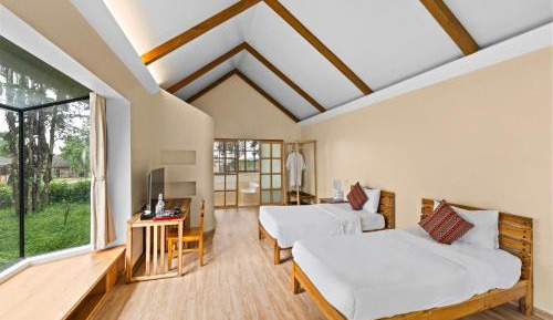 Deluxe Bungalow with Garden View