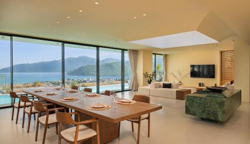 Villa with Sea View