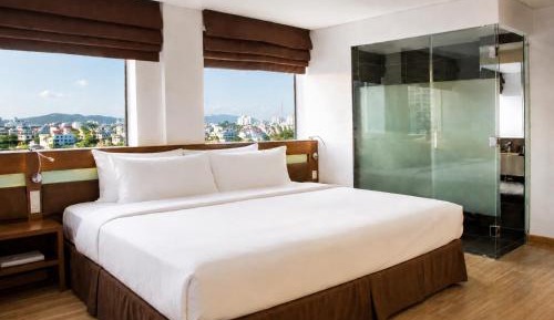 Deluxe Double Room with Balcony