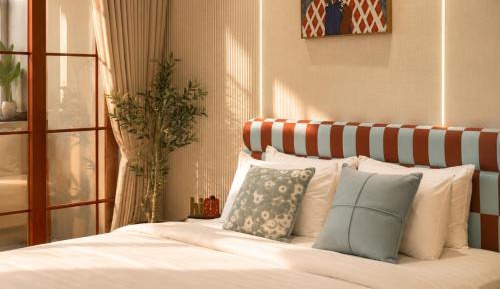 Queen Room with Balcony