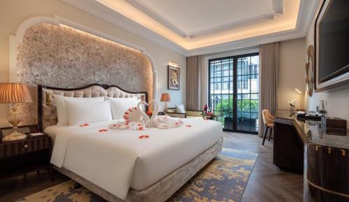 Suite Double Room with Balcony
