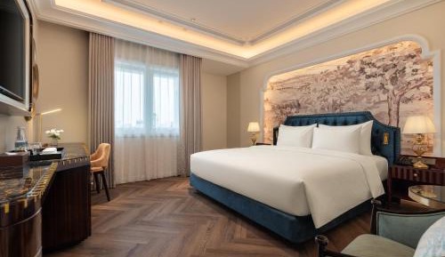 Premium Double Old Quarter View Room