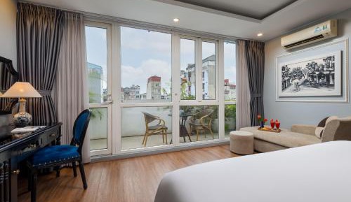 Suite with Balcony