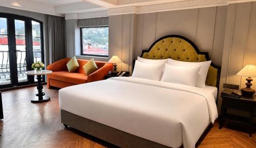 King Room with Mountain View