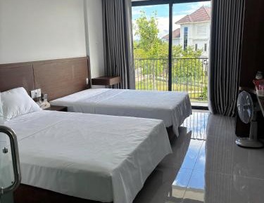 Large Twin Room