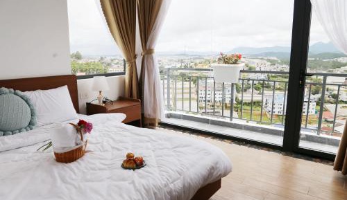 Double Room with Mountain View