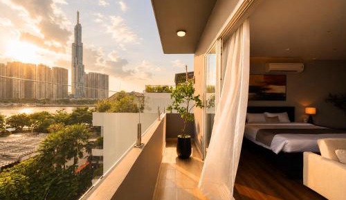 Suite with River View