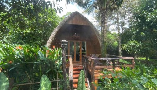 Deluxe Bungalow with Garden View