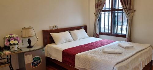 Double Room with Shared Bathroom