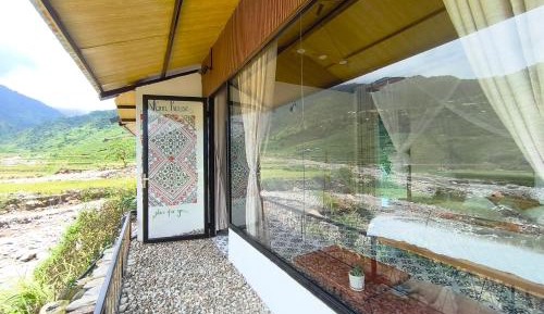 King Room with Balcony