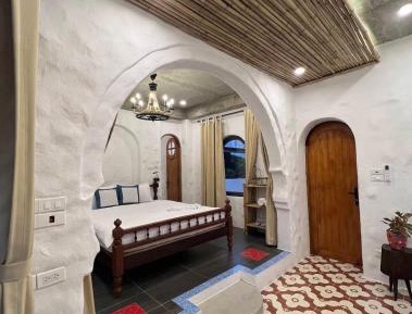 King Room with Pool View