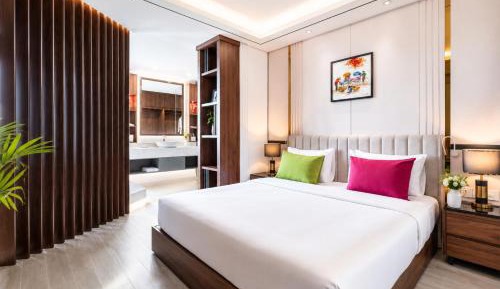 Suite with City View