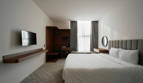 Deluxe King Room