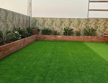 One-Bedroom Apartment with Garden