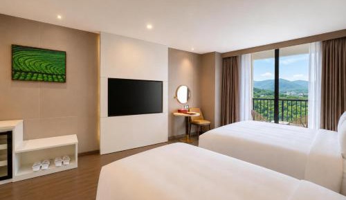 Deluxe Triple Room with Mountain view