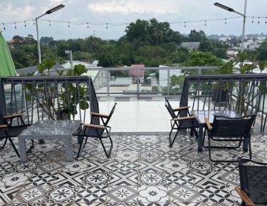 King Room with Garden View