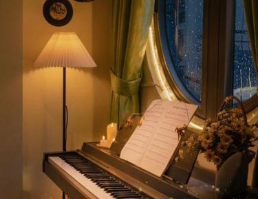 Deluxe Queen Studio 
