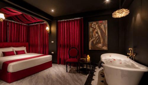 King Room with Spa Bath
